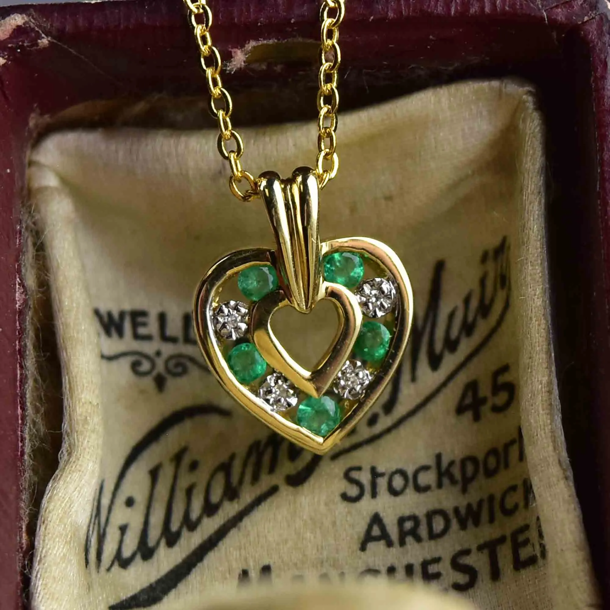 14K Gold Emerald Diamond Open Heart Pendant Necklace