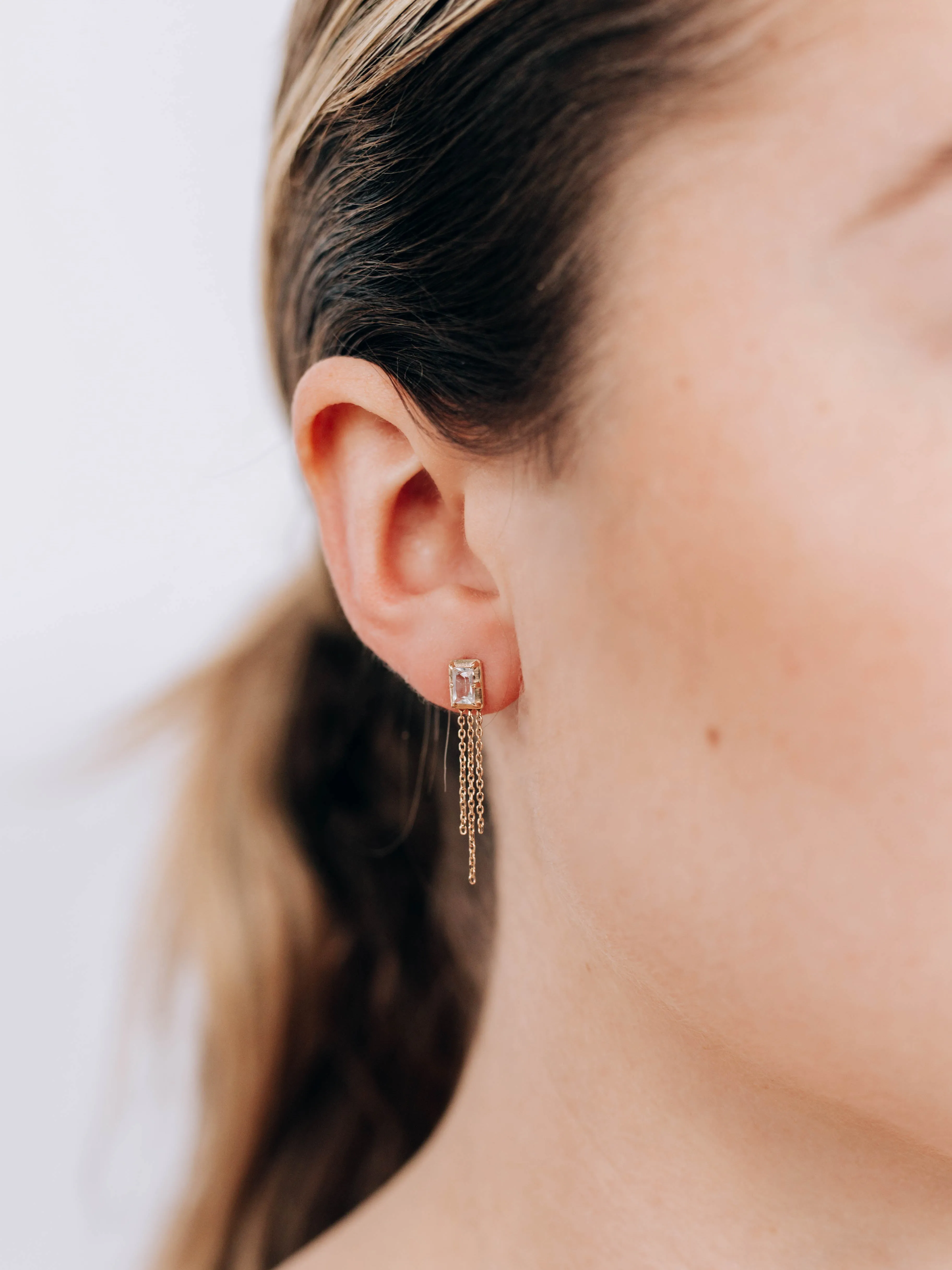 Cléo Carré Fringe Studs