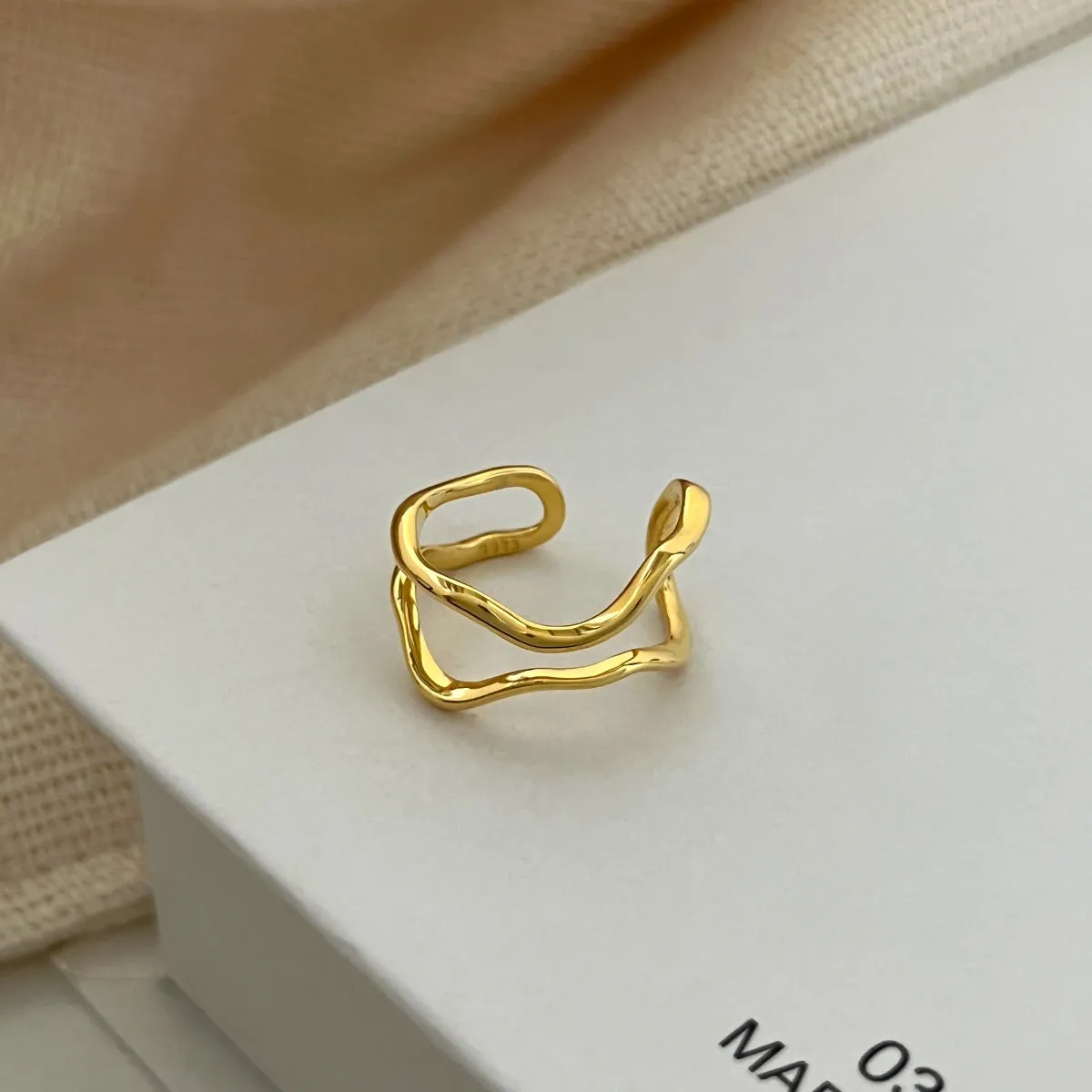 Minimalist Wave Double Band Adjustable Ring - Gold