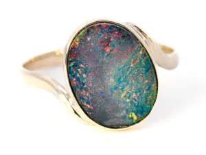 Stunning Handmade 9ct Yellow Gold Opal Doublet Ring