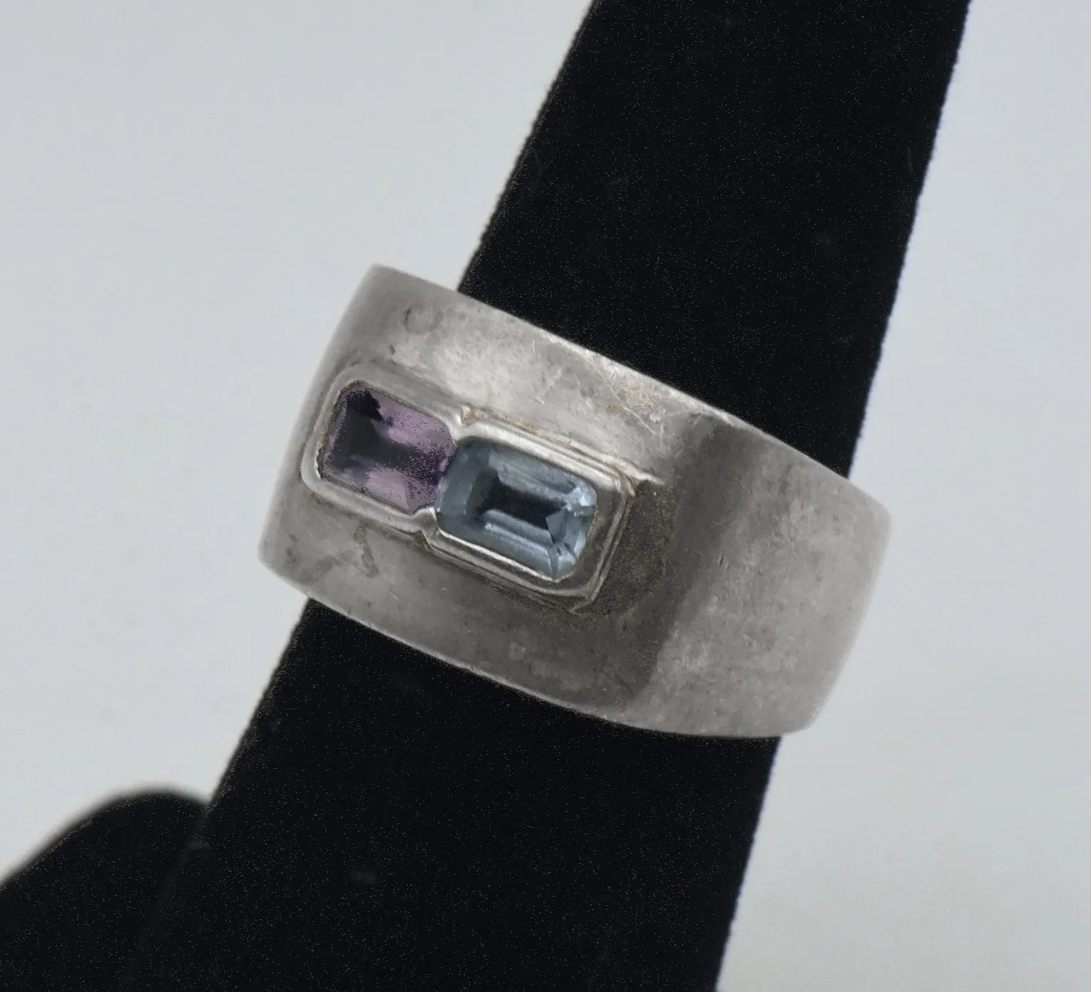 Vintage Blue Topaz and Amethyst Sterling Silver Ring - Size 5.75