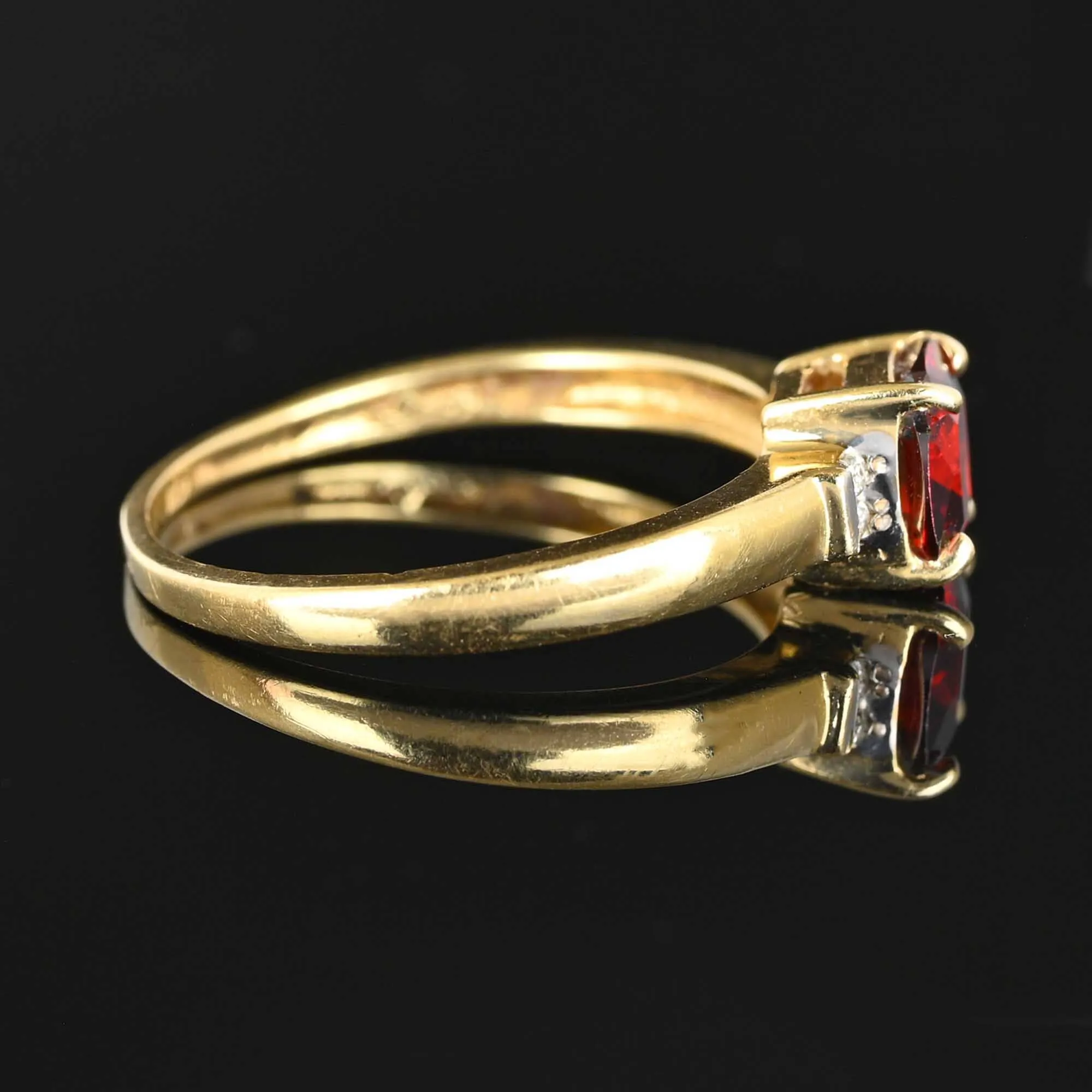 Vintage Diamond Cushion Cut Garnet Ring in Gold