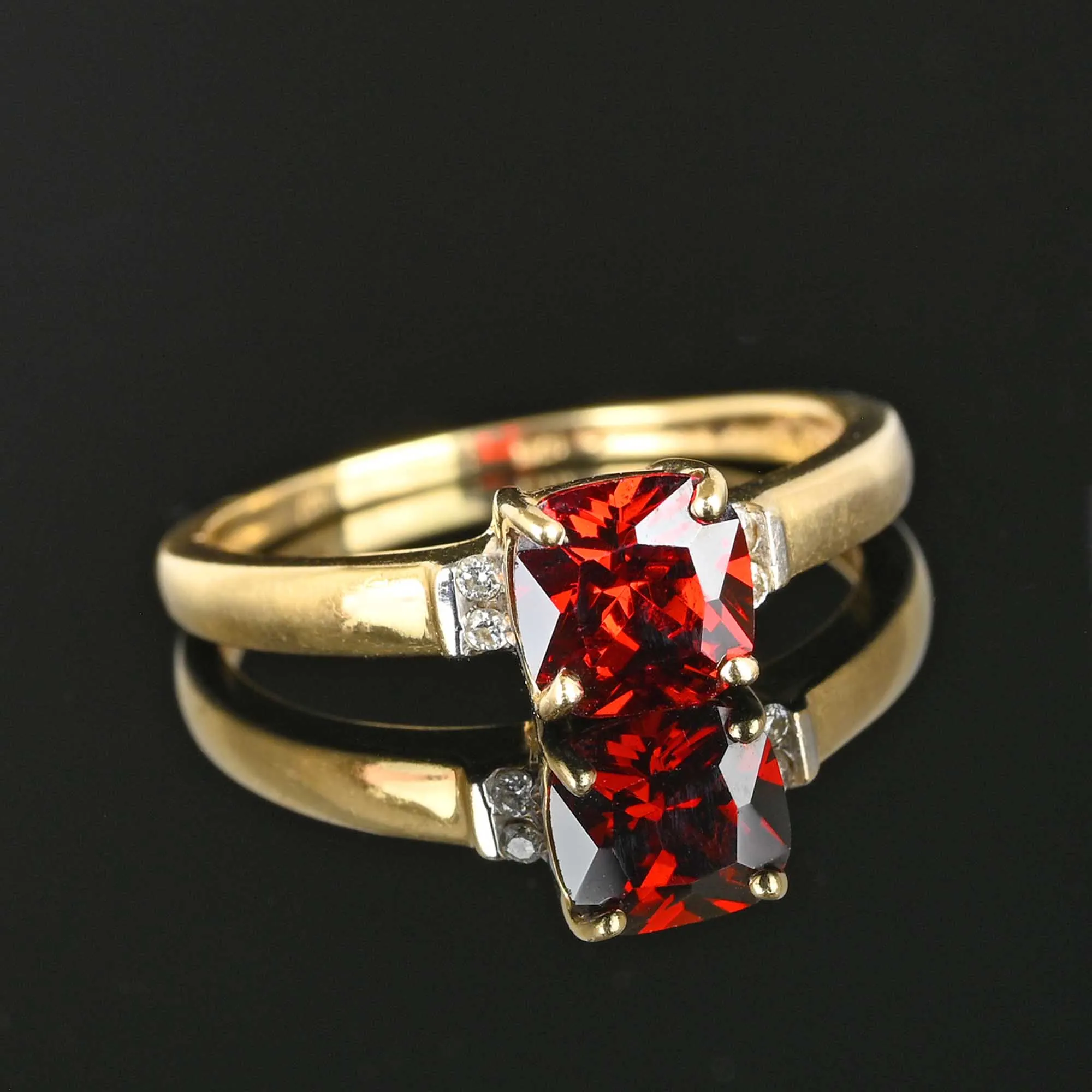 Vintage Diamond Cushion Cut Garnet Ring in Gold