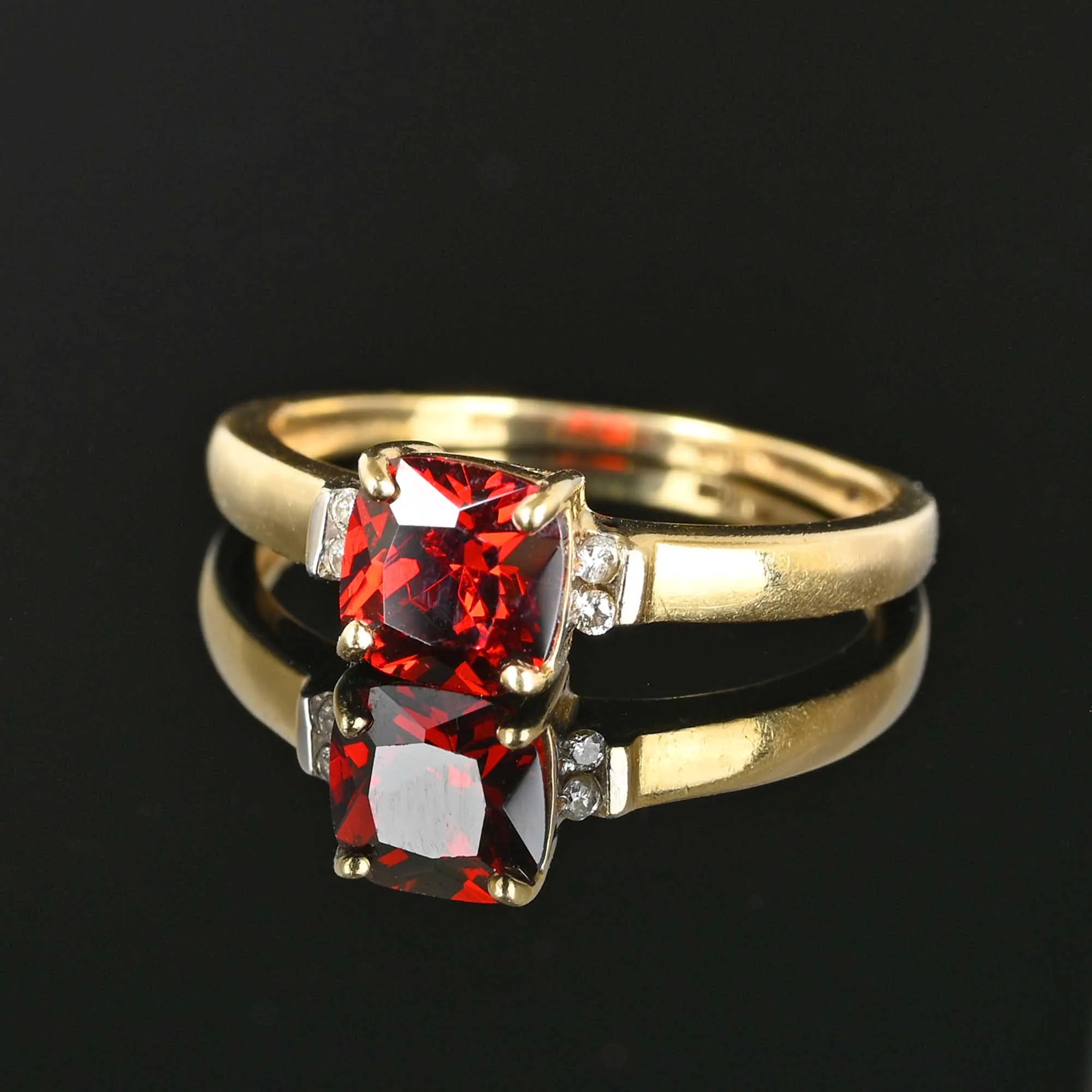 Vintage Diamond Cushion Cut Garnet Ring in Gold